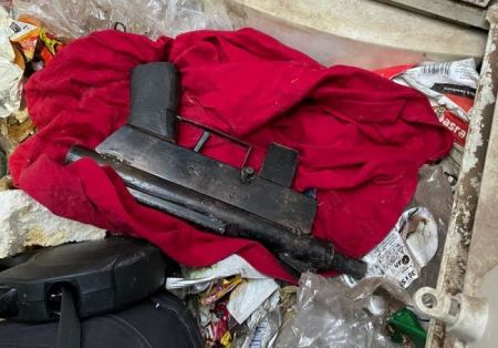 الرملة : اعتقال عشرة اشخاص بشبهة حيازة السلاح